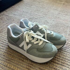 Green/White New Balance Sneakers